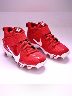 Nike Kids Baseball/Football Cleats – Red – Size 12C